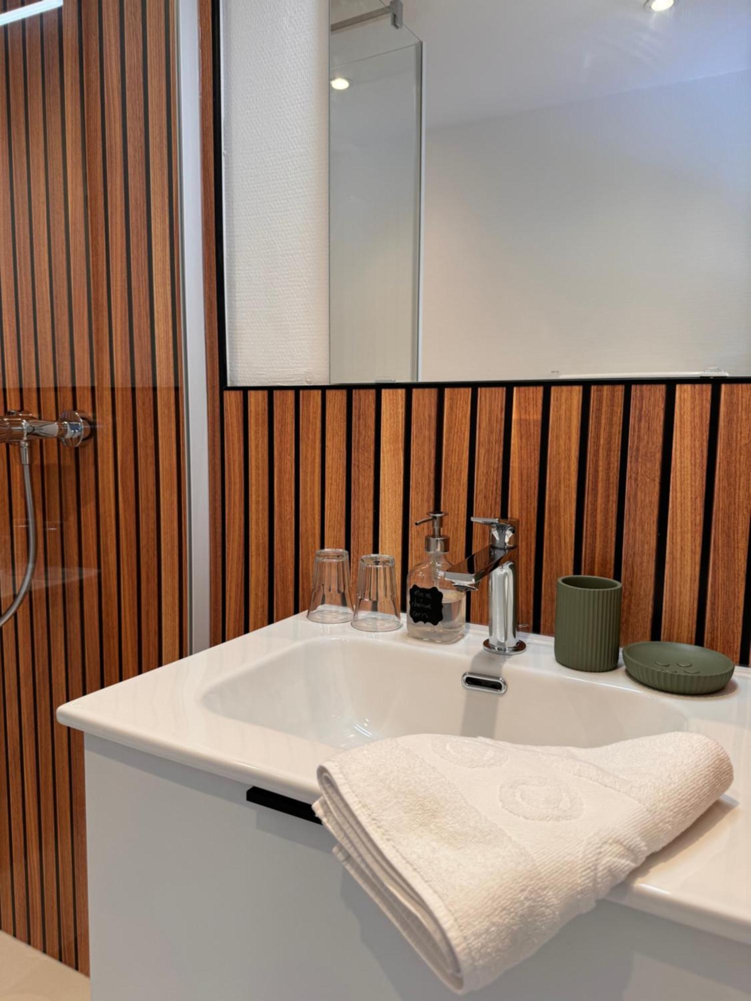 La Niche Hotel Richebourg  Екстериор снимка