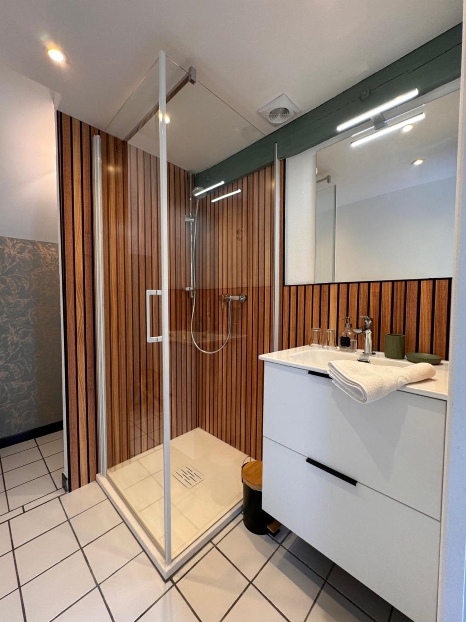 La Niche Hotel Richebourg  Екстериор снимка
