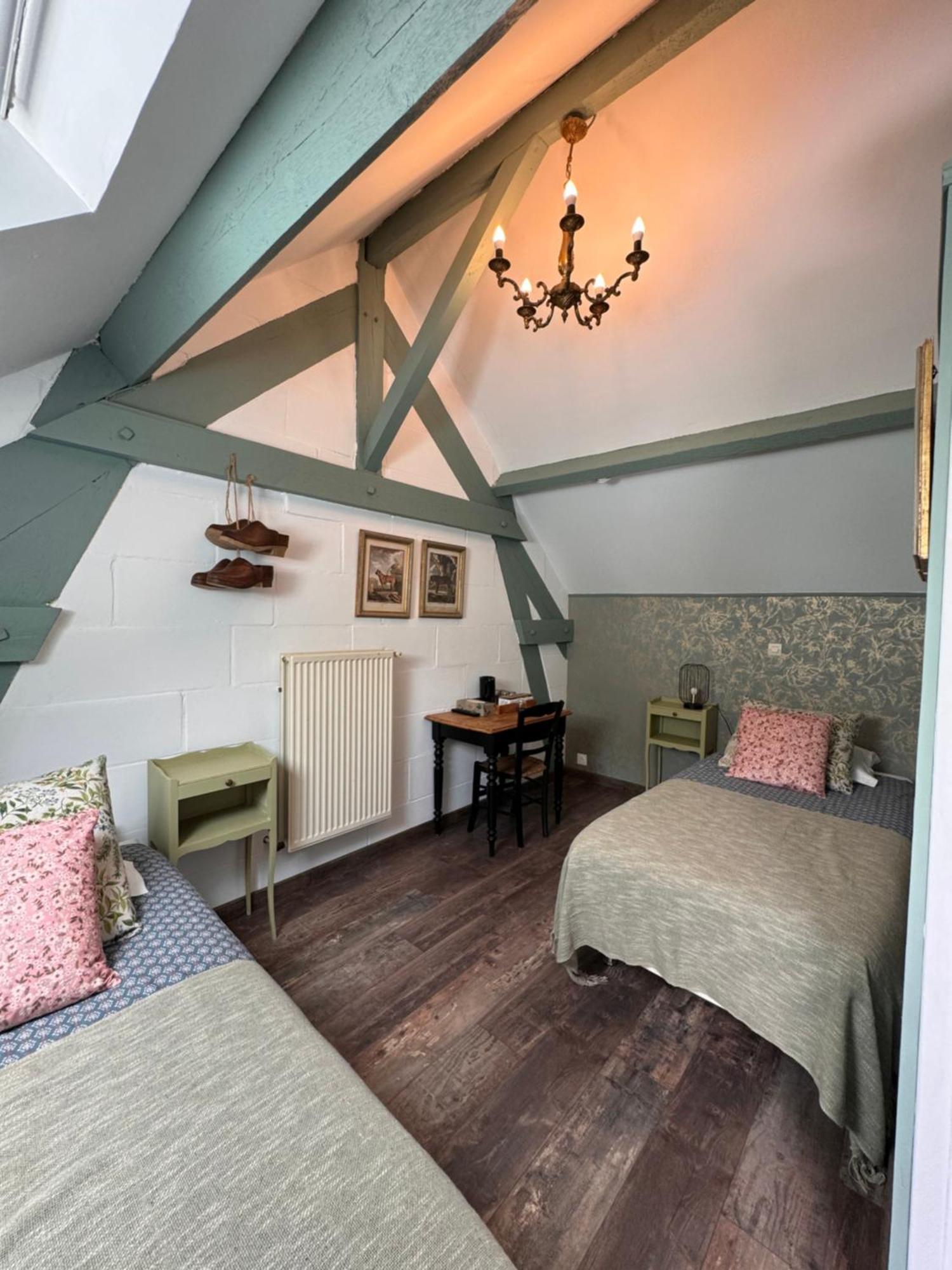 La Niche Hotel Richebourg  Екстериор снимка